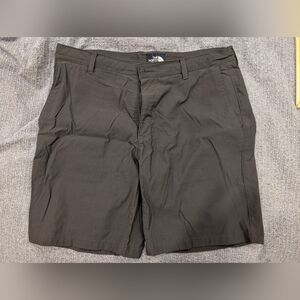 The North Face Men's 34 Charcoal Shorts